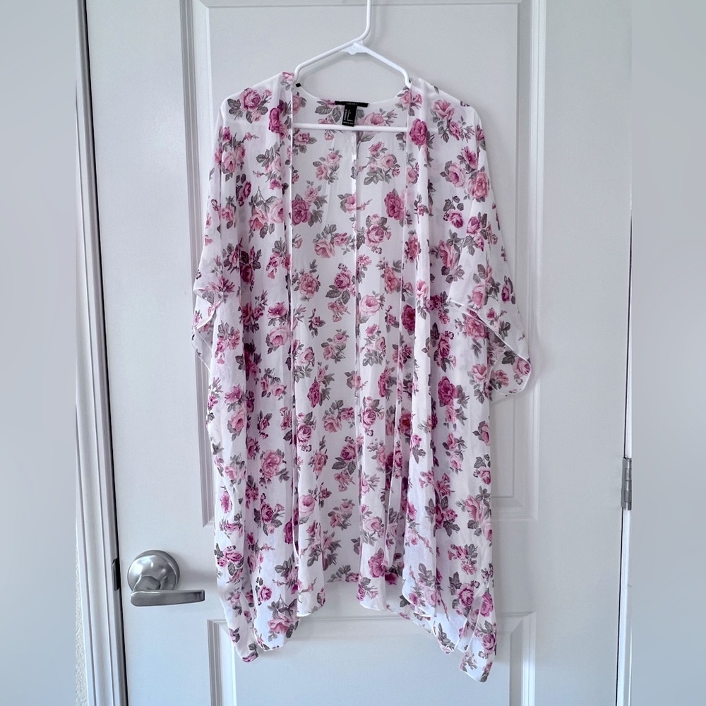 Forever 21 Pink and White Sheer Floral Kimono/Cardigan